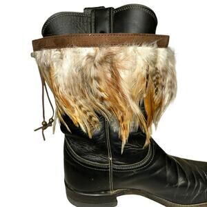 Bandals Boot Hugs Feather Fringe Western Boho Boot Cuffs NWT